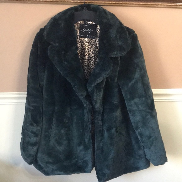 Jessica Simpson Faux Fur Leopard Lined Jacket - Picture 3 of 8